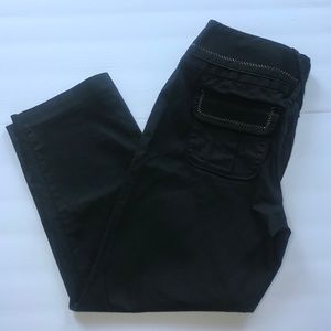 INC International Concepts Women’s Capris, size 6